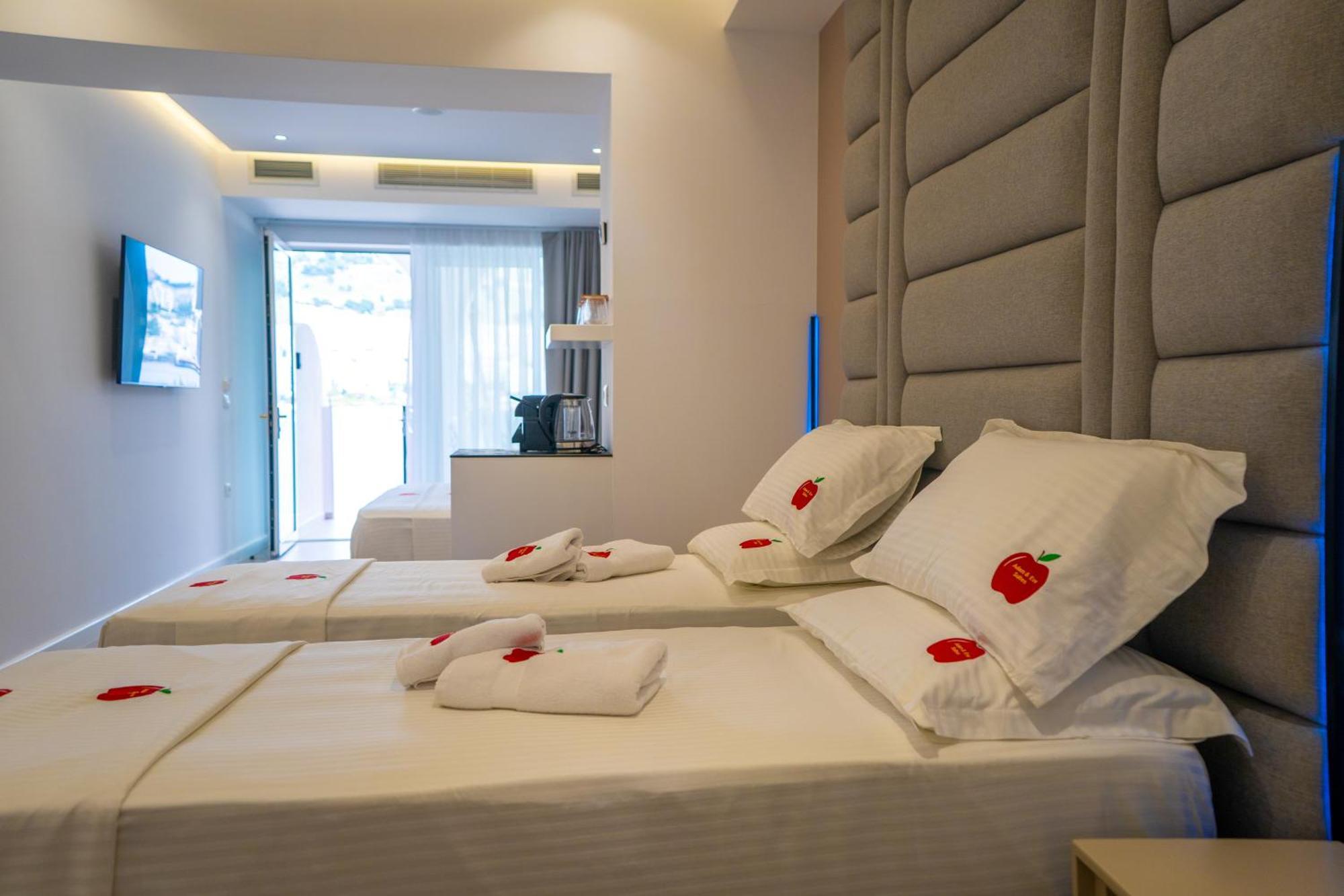 Adam & Eve Suites Sarande Exterior photo
