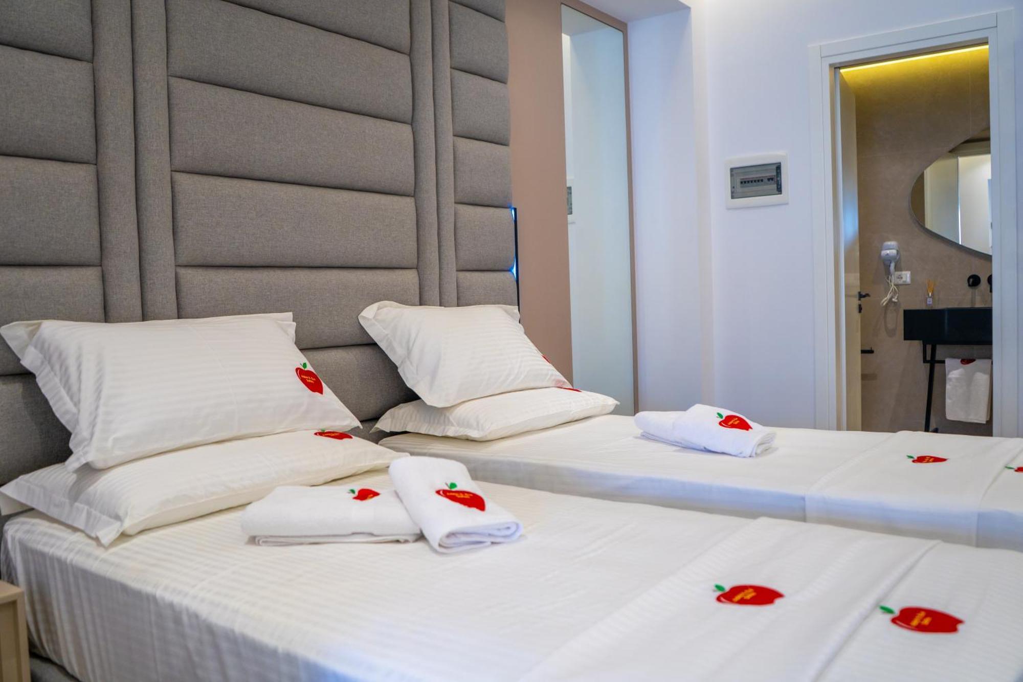Adam & Eve Suites Sarande Exterior photo